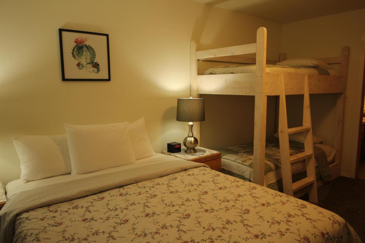 Mariners Cove Inn Westport Esterno foto